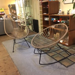 アカプルコチェア 限定カラー「サンドカーキ」 – Interior Bauhaus